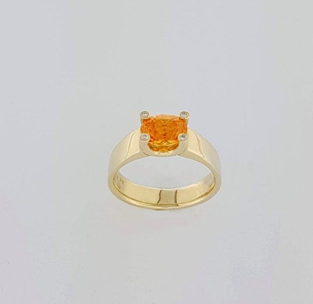 14 karaat geelgouden ring met oranje granaat en 4 diamant #19373 - Afbeelding 2