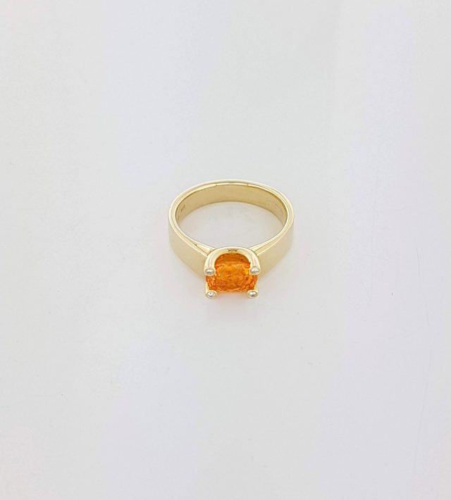 14 karaat geelgouden ring met oranje granaat en 4 diamant #19373 - Afbeelding 3