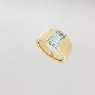 Gouden ring met aquamarijn. #2385