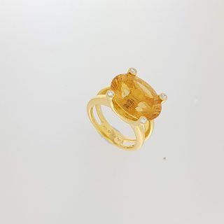 Geelgouden ring met citrien en diamant. #5436