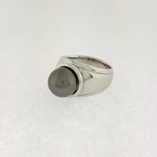 Witgouden ring met zwarte parel #5719