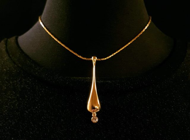 Vintage collier met diamanten hanger. #23197