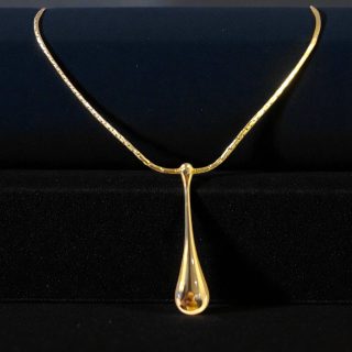 Vintage collier met druppel hanger. #23197