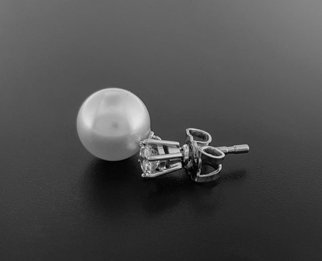 14 Karaat witgouden briljant geslepen diamant 2-0.54 crt. met losse parelhanger #23313 - Afbeelding 3