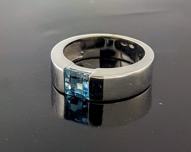 14 Karaat witgouden ring met vierkante Aquamarijn #11130 - Afbeelding 3