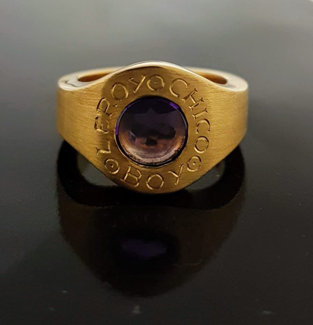 Gouden massieve sigarenbandjes ring met amethist. #13295
