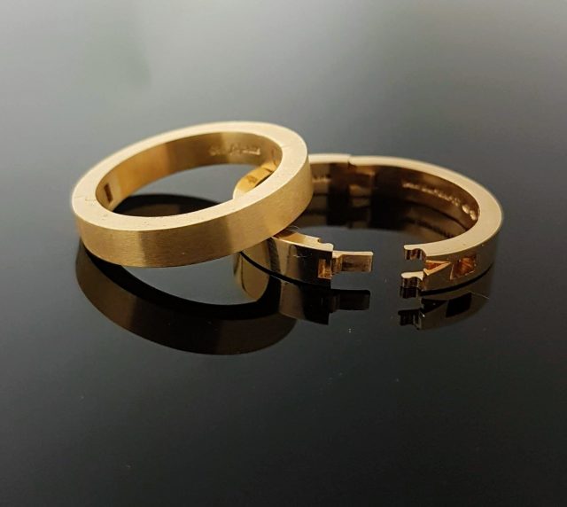14 karaat geelgouden ring met scharnier en sluiting #1779 - Afbeelding 3