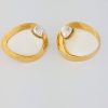 18 karaat bicolor gouden oorknoppen van Talento met parelmoer en diamant #1462