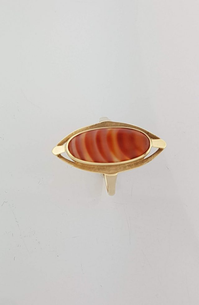 14 Karaat gouden ring met streepagaath. Occasion #24216 - Afbeelding 2