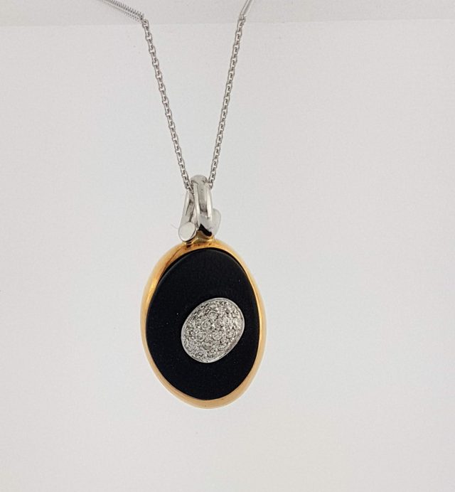 Gouden hanger met onyx en diamantjes #2368