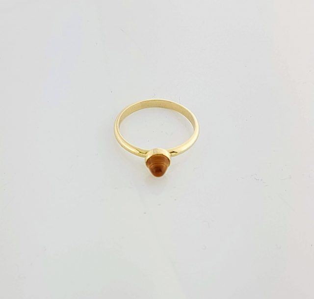 14 Karaat gouden ring met een citrien kegeltje. #24362 - Afbeelding 3