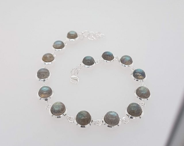 Zilveren schakelarmband met Labradoriet edelstenen. #24460