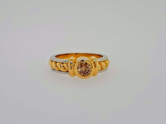 18 karaat bicolor gouden ring bruine diamant Paul Simons 2e hands #15108