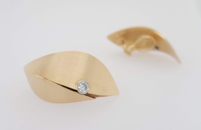 Gouden fantasie oorknoppen. #922 - Afbeelding 4