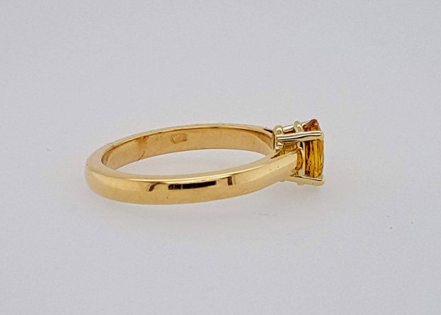 Gouden ring met gele saffier. #24570 - Afbeelding 4