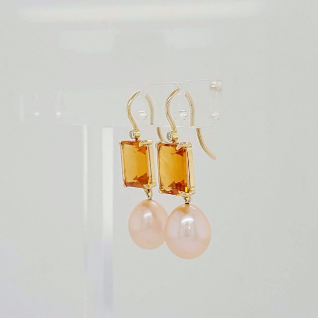 Gouden oorhangers Palmier Citrien m/z Parels en diamantje #24614 - Afbeelding 4