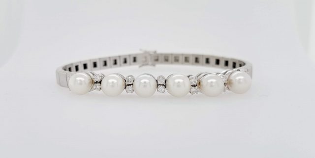 Witgouden parel briljant / diamant armband #24320