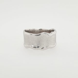 14 Karaat witgouden brede fantasie ring met smeltranden #275