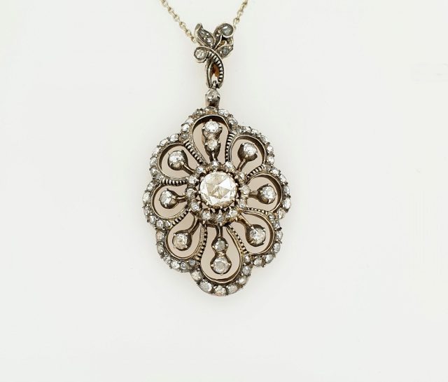 Zilveren Roosdiamanten hanger met gouden achterkant. Vintage, incl. witgouden bijpassende ketting. #24785