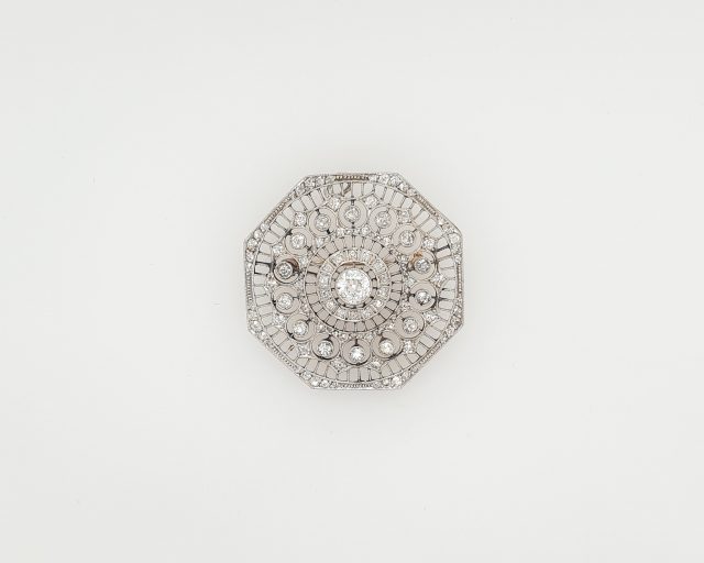 Platina broche met Bolsjewiek geslepen diamanten totaal 2.44 crt. Occasion #24775