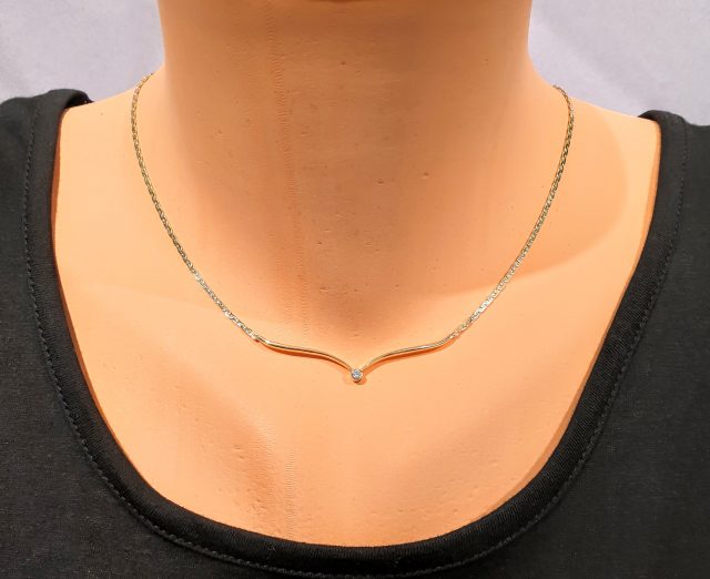14 karaat gouden ketting met een briljanten hanger. Occasion #24827 - Afbeelding 2