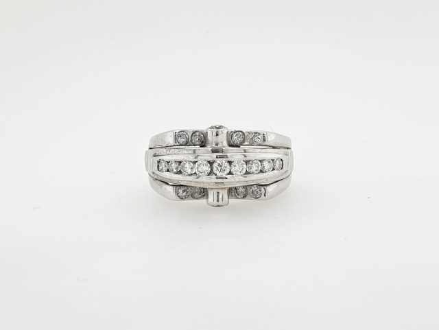 14 Karaat witgouden ring met briljant geslepen diamant 0.68 crt. #25083