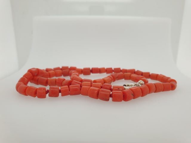 Bloedkoralen ketting met zilveren slot. Vintage #22241 - Afbeelding 2