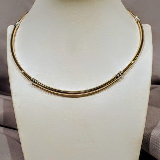 14 Karaat bicolor gouden chooker. Occasion #25327