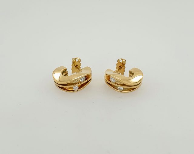 14 Karaat handgemaakt creolen met briljant geslepen diamantjes. Unica's #25348 - Afbeelding 2