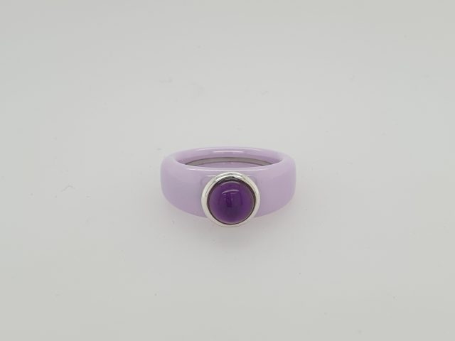 Lavendelkleurig keramische ring met Diamant van Charlotte Ehinger Schwarz. #25231 - Afbeelding 7