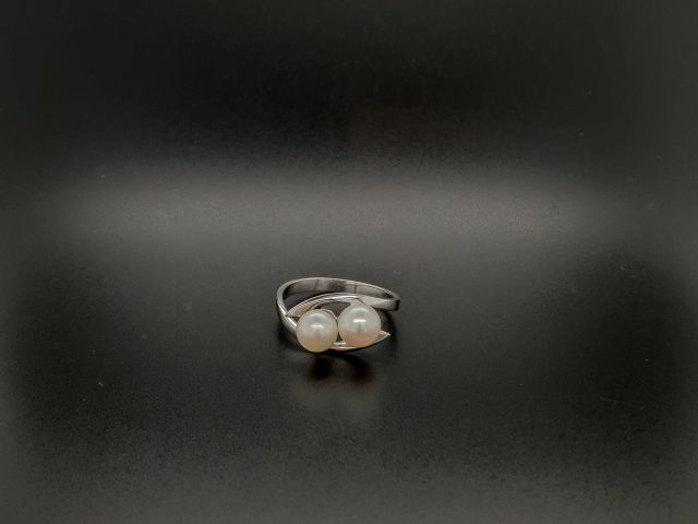 18 karaat witgouden occasion ring met 2 parels. #25665 - Afbeelding 5