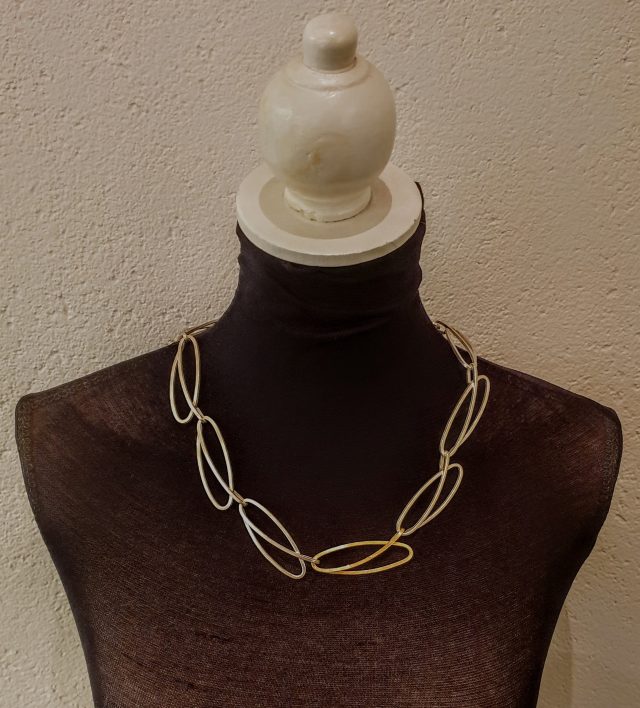 Zilveren collier met 1 met goud opgelegde schakel # 19016