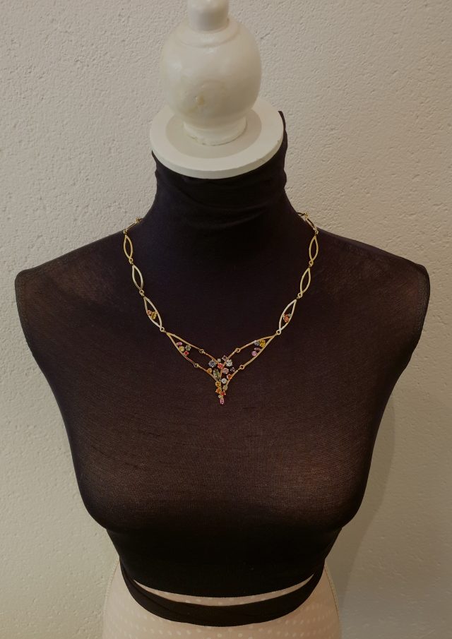 14 Karaat handgemaakte gouden occasion chooker / collier bezet met kleurige saffieren en diamant. # 25762 - Afbeelding 3