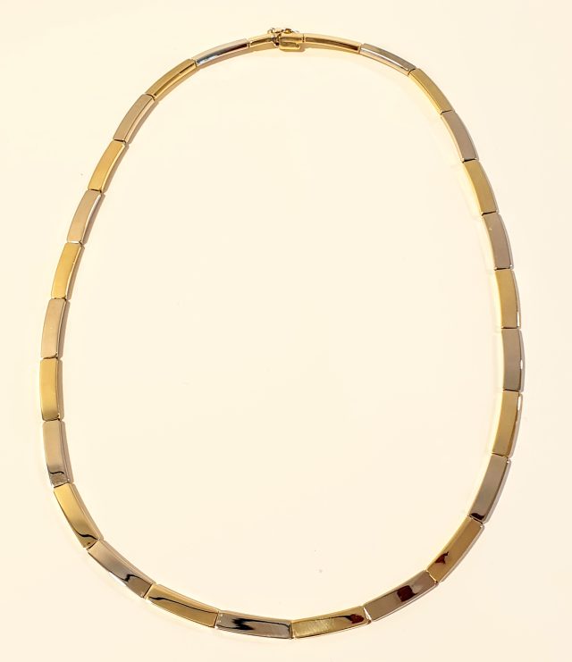 14 Karaat bicolor gouden chooker / ketting. Occasion #26123