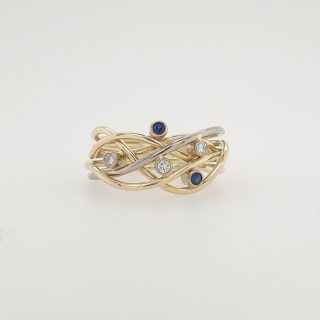 Endless Rope ring met briljant en saffier. 14 krt. bicolor. Uit eigen atelier #26205