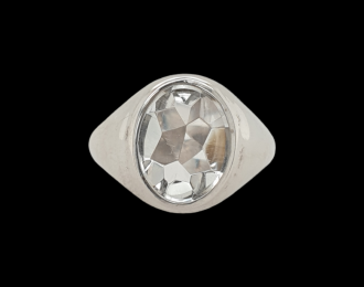 Wit gouden ( zegel) ring met bergkristal. #26896