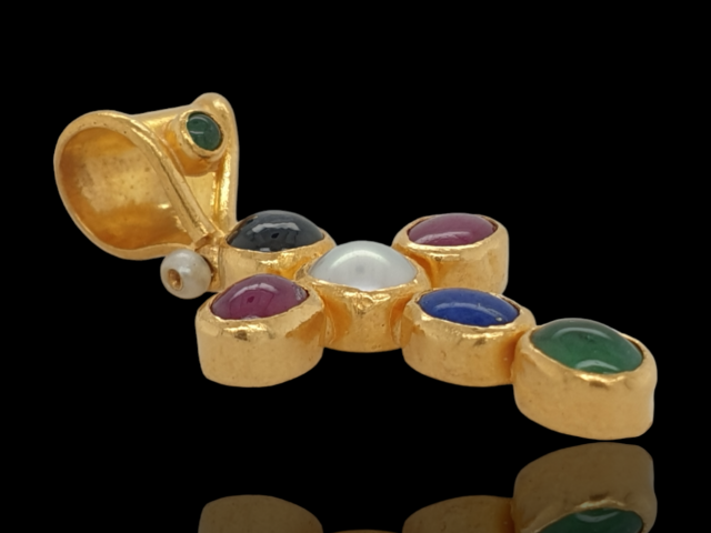 Occasion gouden kruisje #27322 - Afbeelding 3