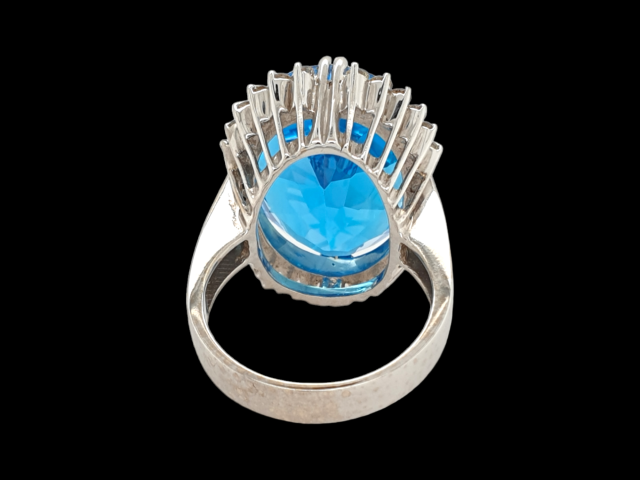 Topaas Suisse Blue Topaas entouragering met briljant. #27377 - Afbeelding 3