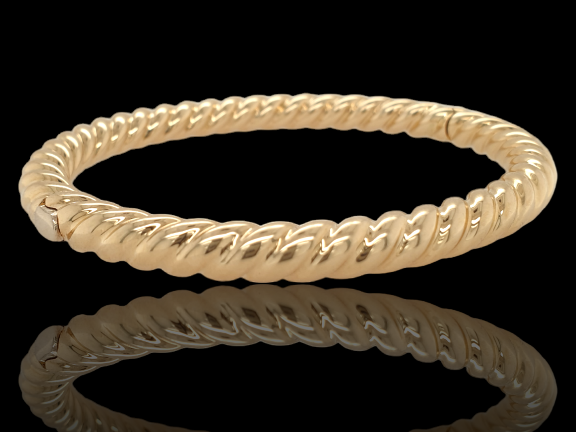 gedraaide bangle