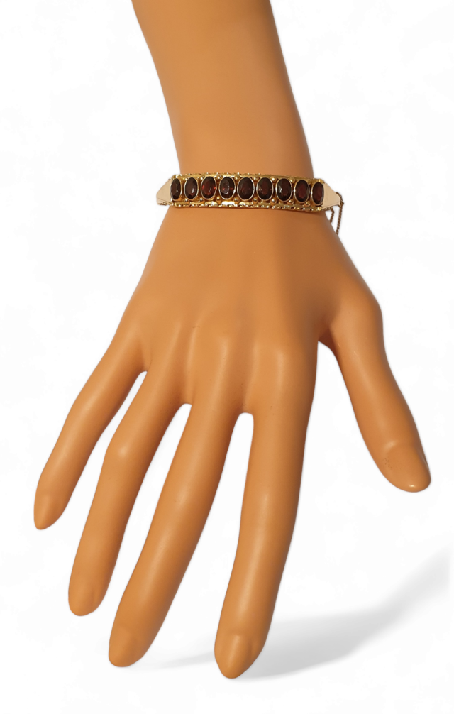Rosé gouden armband met granaat. #27494