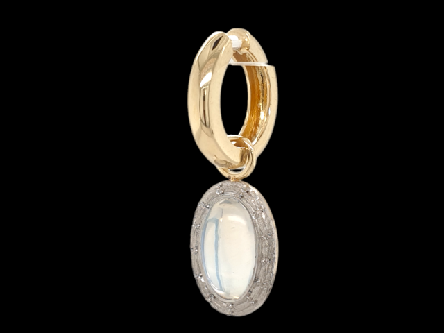 Maansteen hangertjes, occasion #27649 (creoolhangertjes)