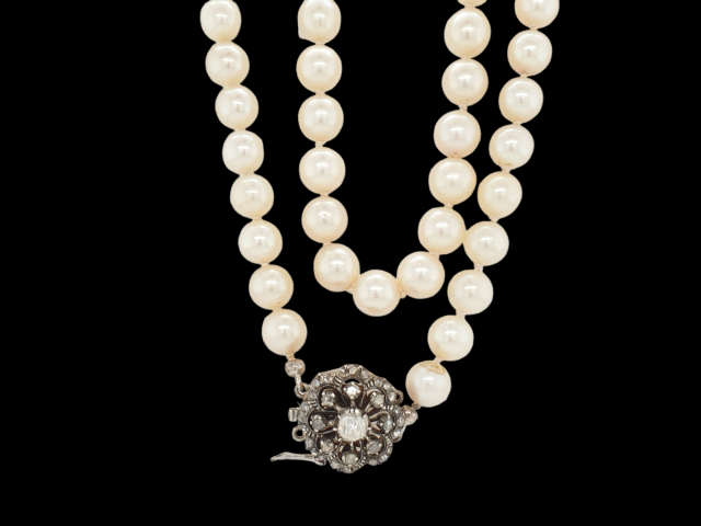 Parelcollier met diamanten slot. #27670 - Afbeelding 2