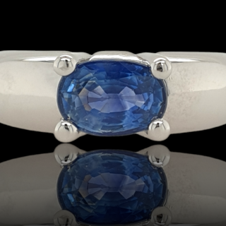 Witgouden ring met saffier #27800
