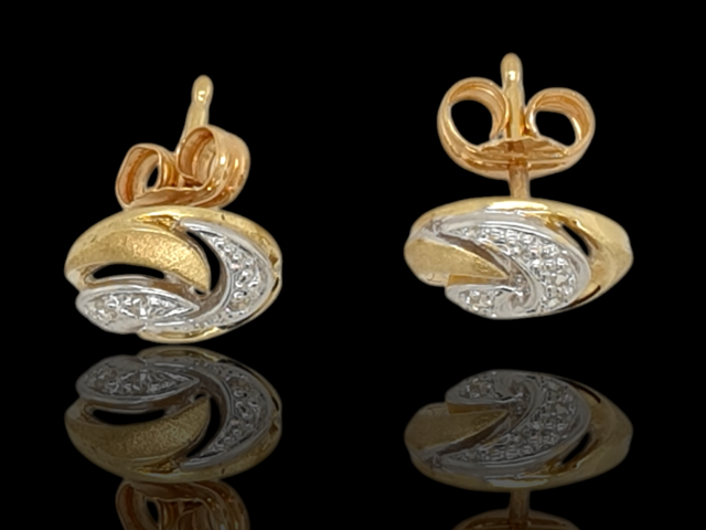 Bicolor gouden oorknoppen met kleine briljantjes #28078 - Afbeelding 2