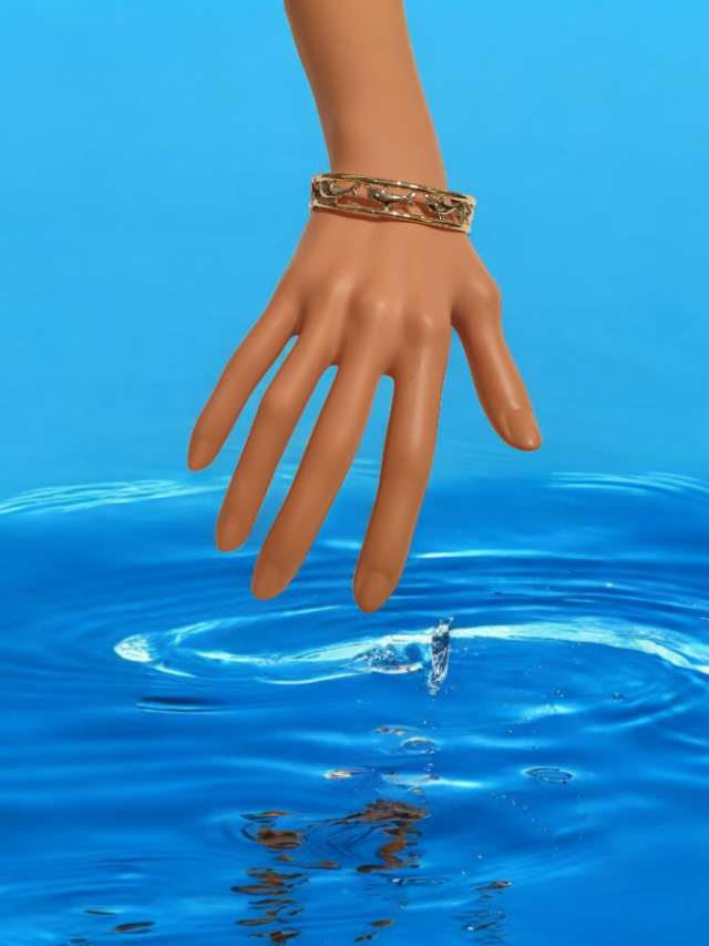 Gouden armband met dolfijnen. 2e hands, # 28129 - Afbeelding 3