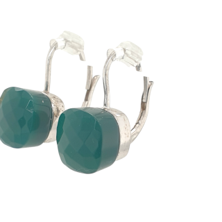 14 krt. Witgouden Pomellato Like oorhangers met groene agaath. #28154