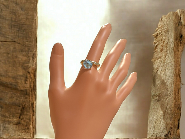 Gouden Penta ring met Topaas en briljant. #23851 - Afbeelding 4