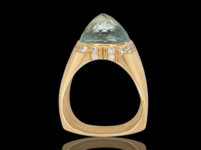 Unieke handgemaakte gouden ring (van Arnold van Dodewaard) aquamarijn/diamant Occasion #28483