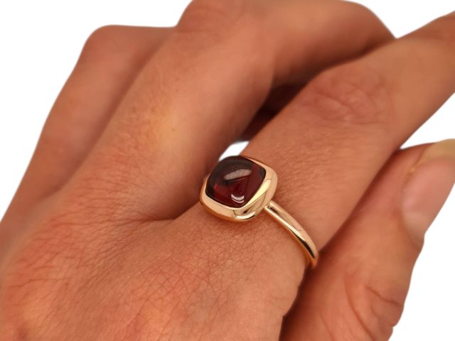 Roségouden ring met granaat - Nieuw #28823