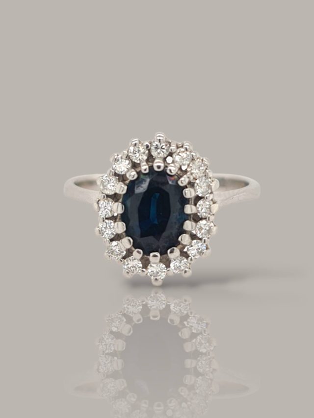 Witgouden ring met blauwe saffier en diamant - Occasion #28770 - Afbeelding 2